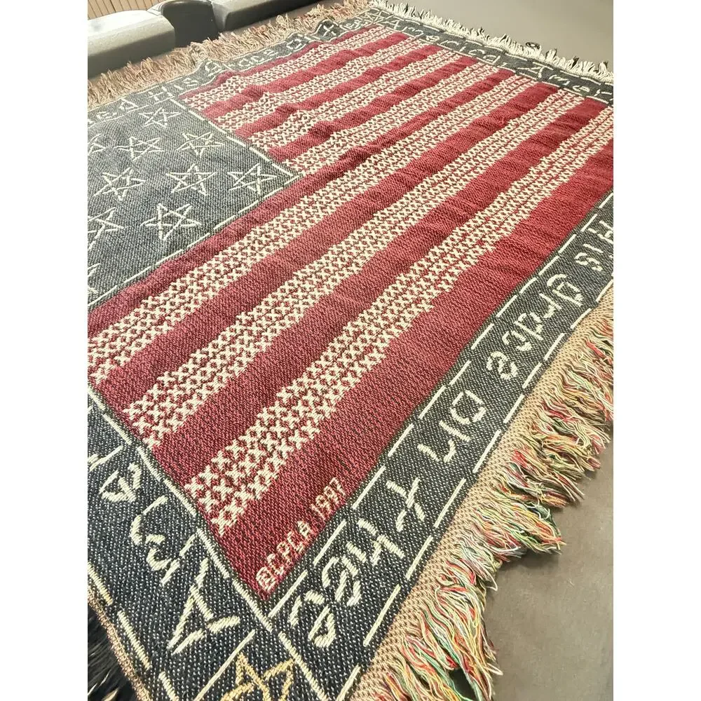 Americana American Flag Woven Throw Blanket Patriotic USA 1997 Wall Hanging